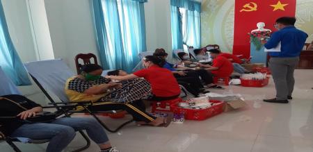 PHƯỜNG 1 THAM GIA HIẾN MÁU TÌNH NGUYỆN ĐỢT 3 - NĂM 2020 PHƯỜNG 1 THAM GIA HIẾN MÁU TÌNH NGUYỆN ĐỢT 3 - NĂM 2020