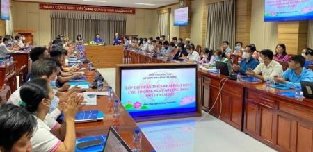 SỞ THÔNG TIN VÀ TRUYỀN THÔNG: Tổ chức tập huấn Tổ công nghệ số cộng đồng quý III năm 2022 SỞ THÔNG TIN VÀ TRUYỀN THÔNG: Tổ chức tập huấn Tổ công nghệ số cộng đồng quý III năm 2022